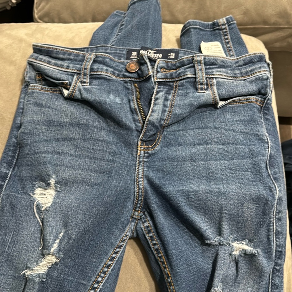 Hollister jeans